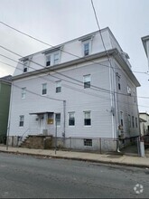Building Photo - 153 Jencks St