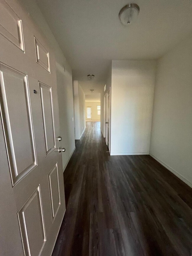 Foto del edificio - 2395 E Santa Ynez Dr