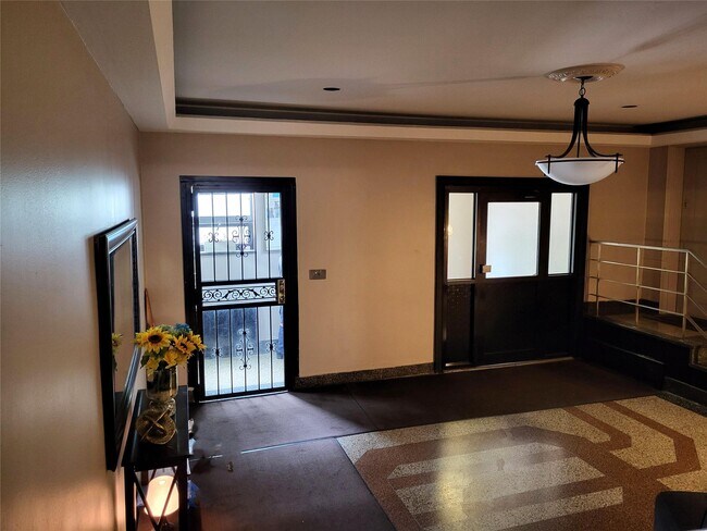 Foto del edificio - 95 Sedgwick Ave