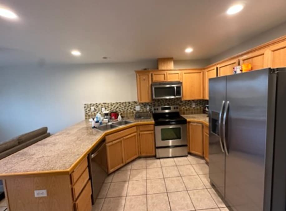 Building Photo - 4910 Guemes Ln