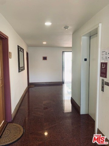 Foto del edificio - 858 12th St