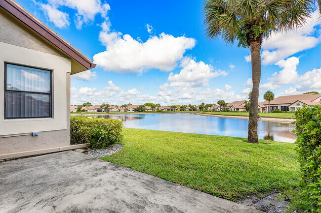 Lake View - 7205 Sweetbay Ct