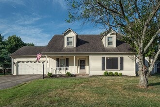 Building Photo - 538 Berlin Dr