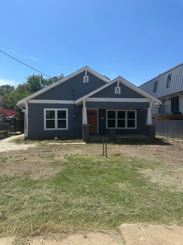 Foto principal - 4 Bedroom and 2 Full Bathroom House in the...