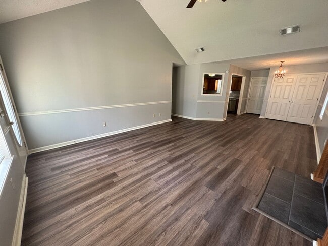 Building Photo - 3BR/3BA For Rent