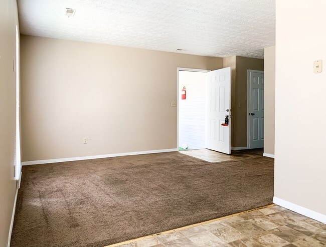 Building Photo - 2/1 Apartment @ 323 Birkey, Bremen, IN