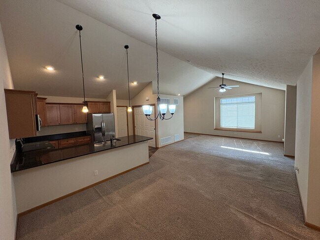 Foto del edificio - Townhome in Southeast Lincoln