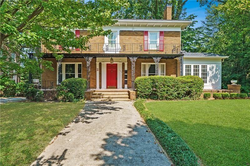 Primary Photo - 1174 St Charles Pl NE