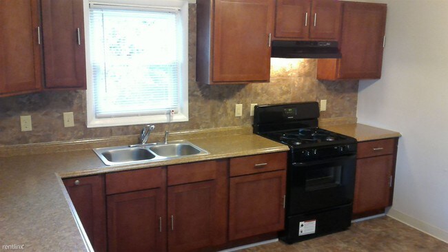 Building Photo - 4 br, 2 bath House - 4007 GIRARD AVE