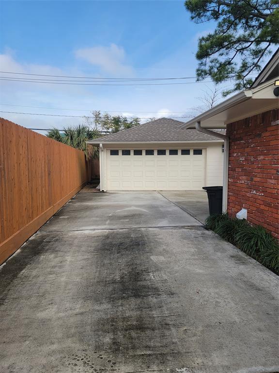 Foto del edificio - 10630 Inwood Dr