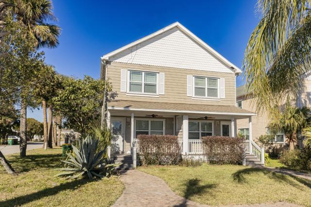 Foto principal - 3 bedroom in Jacksonville Beach FL 32250