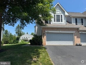 Building Photo - 1041 Greenes Way Cir