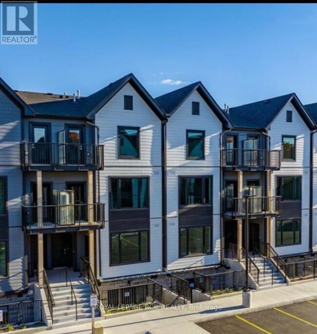 Building Photo - 708 Woolwich St