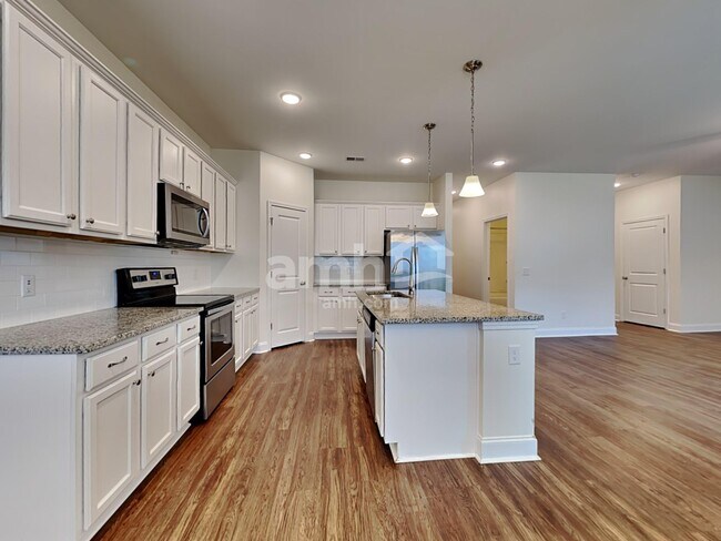 Foto del edificio - 526 Lateleaf Dr