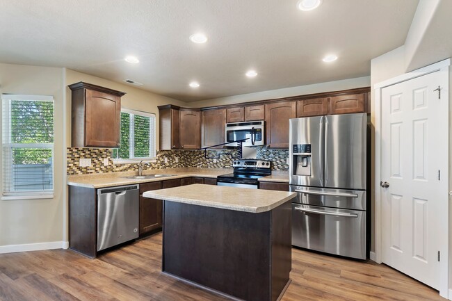Foto del edificio - Great Centerville 3 Bedroom 2 Bathroom Home!