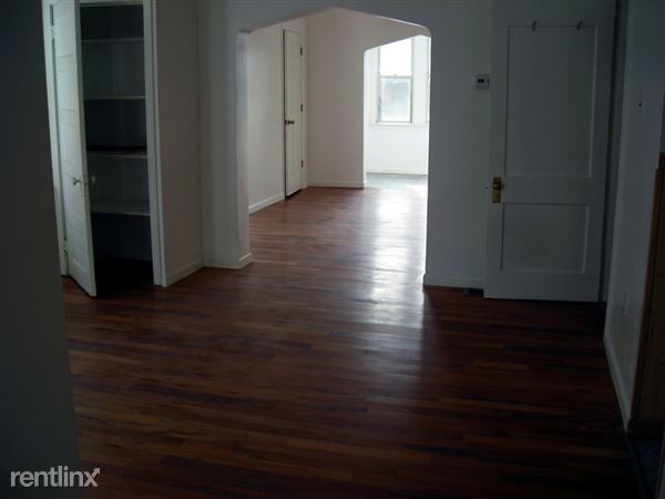 Primary Photo - 743 Taylor Ave
