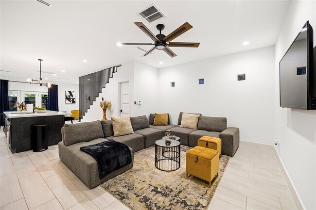 Foto del edificio - 6743 Calhoun Rd