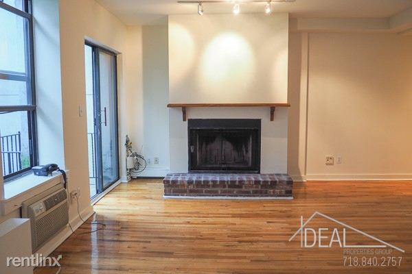 Primary Photo - 119 Wyckoff St