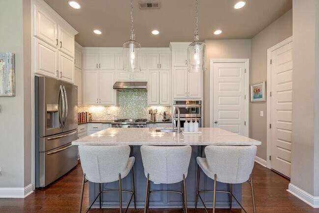 Foto del edificio - 1235 Adelaide Ln