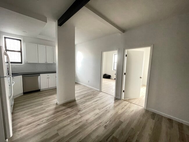 Foto del edificio - 108 Palisade Ave