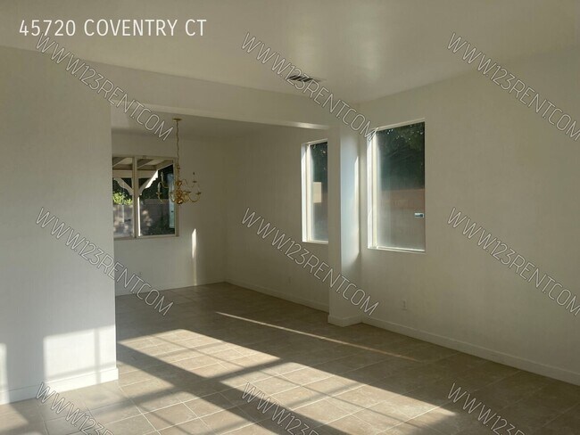 Foto del edificio - 45720 Coventry Ct.