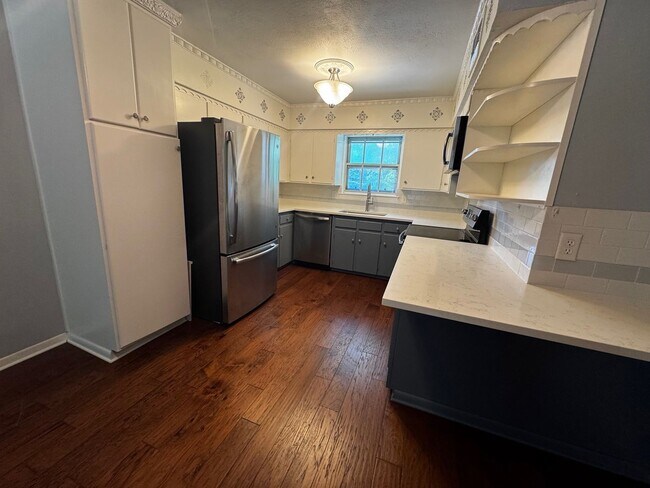Foto del edificio - Cozy 2 bedroom 2 bath corner unit
