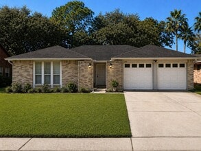 Building Photo - 309 Meadow Wood Ct
