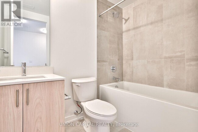 Building Photo - 2 Red Squirrel Ln.