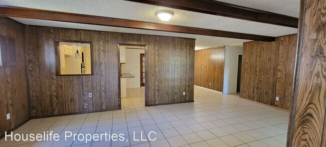 Building Photo - 3 br, 2 bath House - 3314 Red Bud Lane
