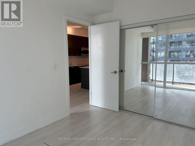 Building Photo - 169 Fort York Blvd
