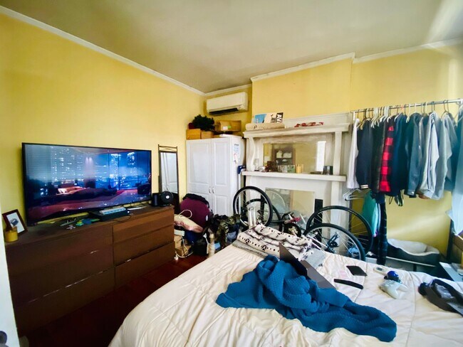 Foto del edificio - 2601 Parkwood Ave