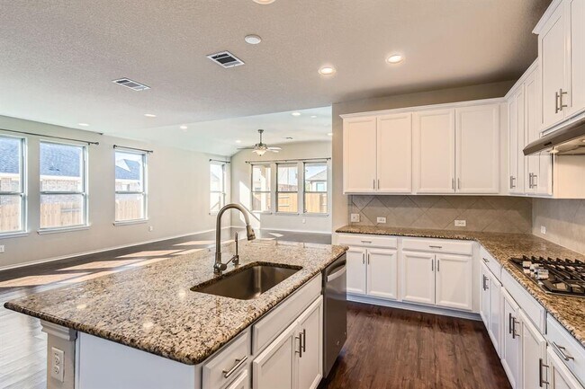 Building Photo - 3264 Pablo Cir