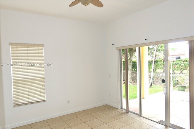 Foto del edificio - 3488 NE 1st St