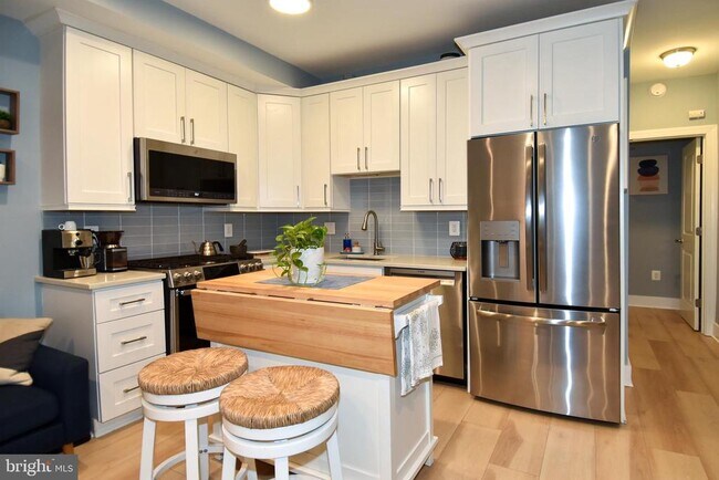 Foto del edificio - 625 Park Rd NW