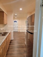 Building Photo - 214 W Aspinwall St