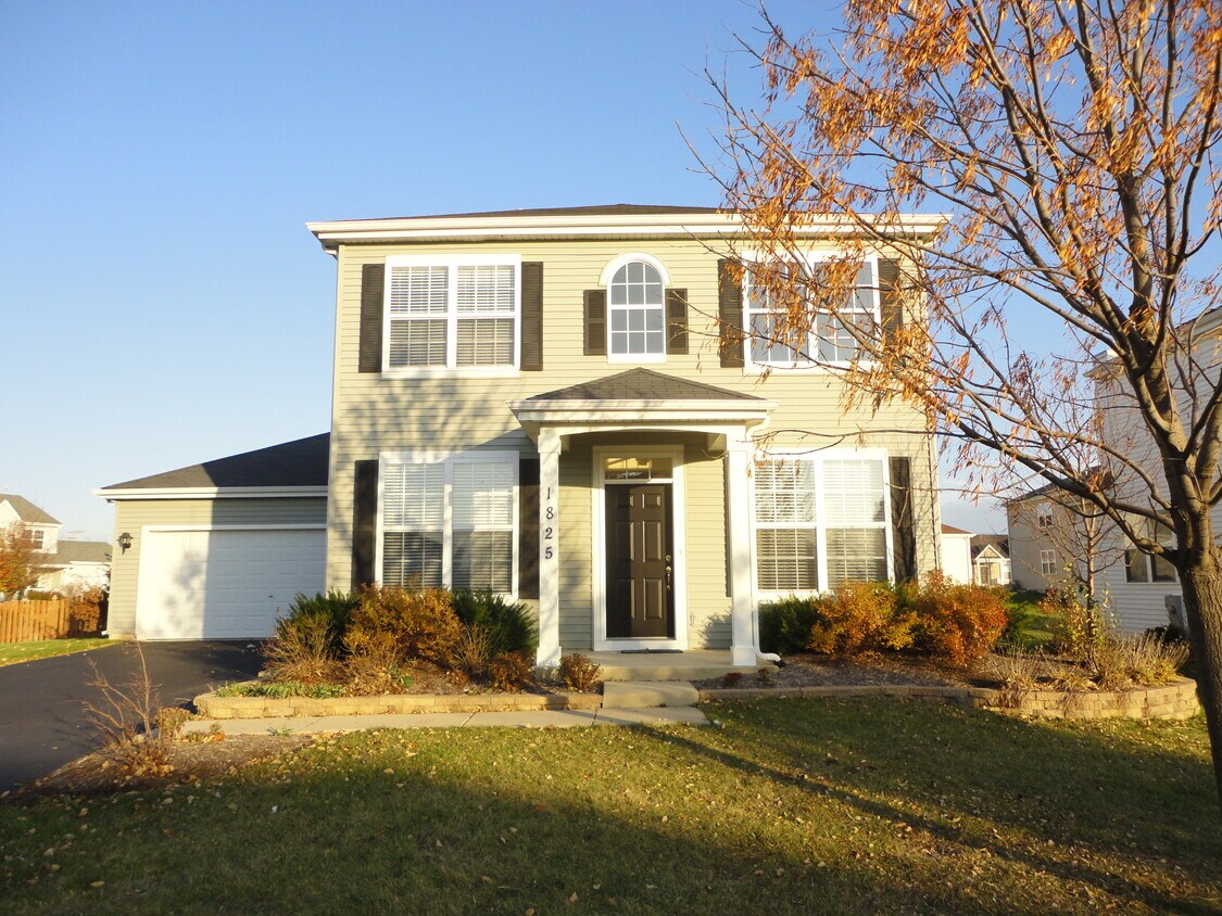 Foto principal - 1825 Bluestem Cir
