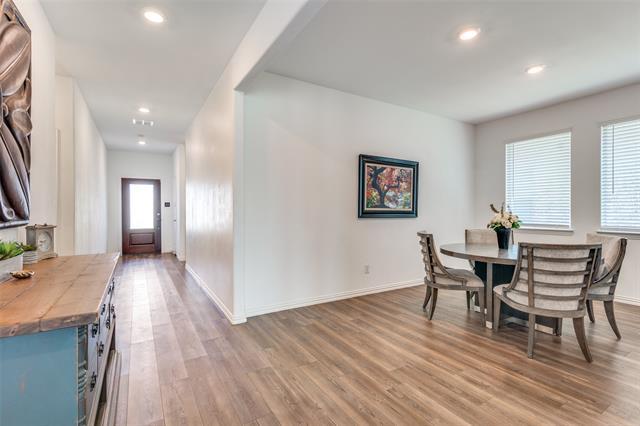 Foto del edificio - 843 Sitwell Dr