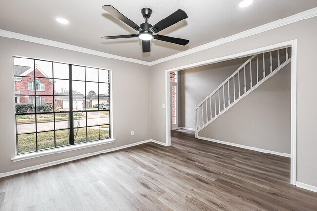 Foto del edificio - 18703 Evergreen Falls Dr