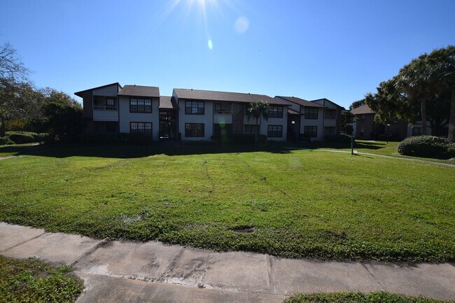 Foto del edificio - 2 Bedroom, 2 Bath Condo at 4627 Cason Cove...
