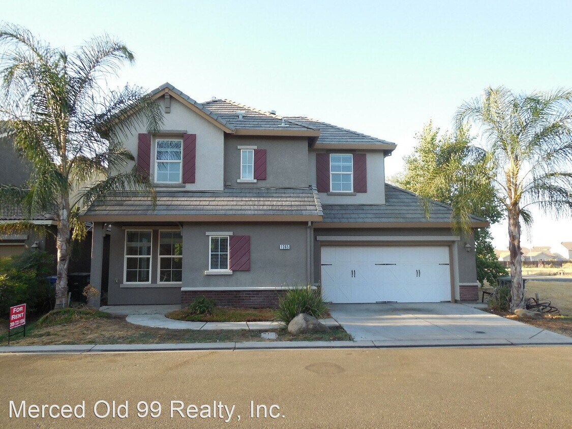 3 br, 2.5 bath House 1365 Belmont Dr House Rental in Merced, CA