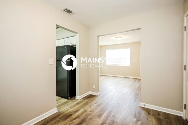 Building Photo - 3 Bedroom Pet-Friendly Home in jacksonvill...