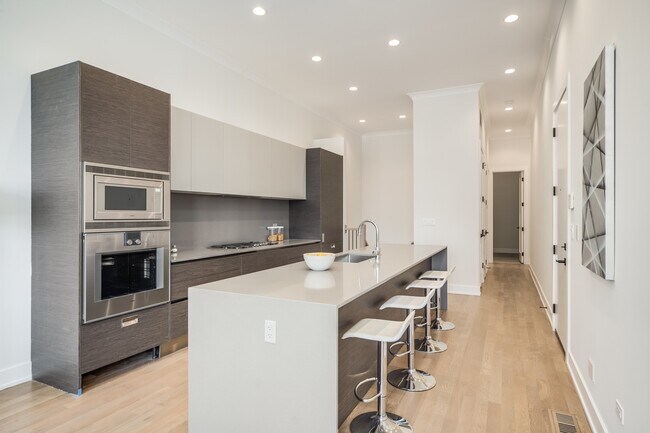 Foto del edificio - 1544 N Wieland St