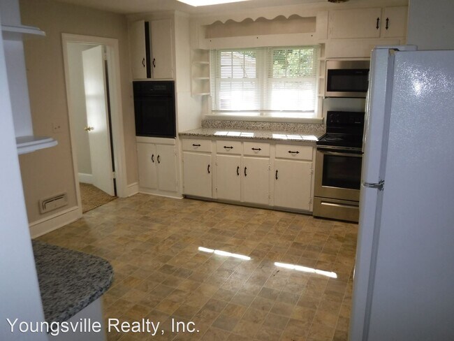 Foto del edificio - 3 br, 2 bath House - 102 Ford Cr.