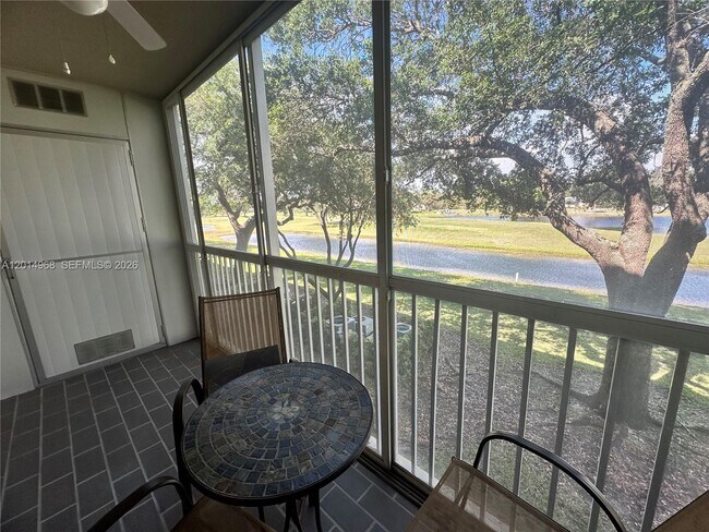 Foto del edificio - 1151 SW 128th Terrace