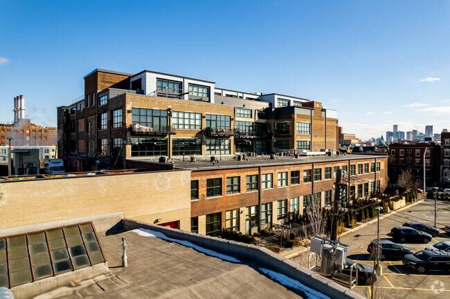 Foto del edificio - Willy's Overland Lofts