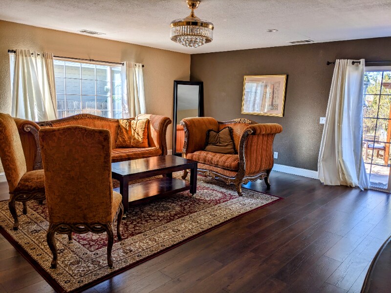 Foto principal - 4649 12th Ave