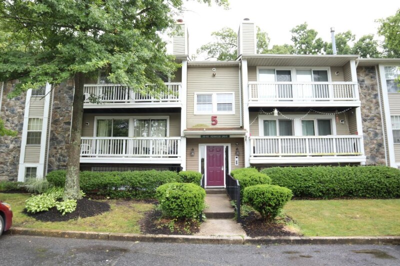 56 Kenwood Dr Unit 5, Winslow Township, NJ 08081 Condo for Rent in