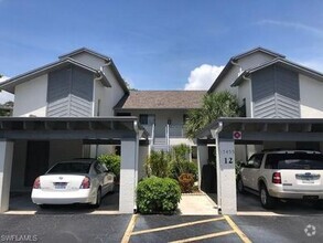 Building Photo - 17455 Blueberry Hill Dr