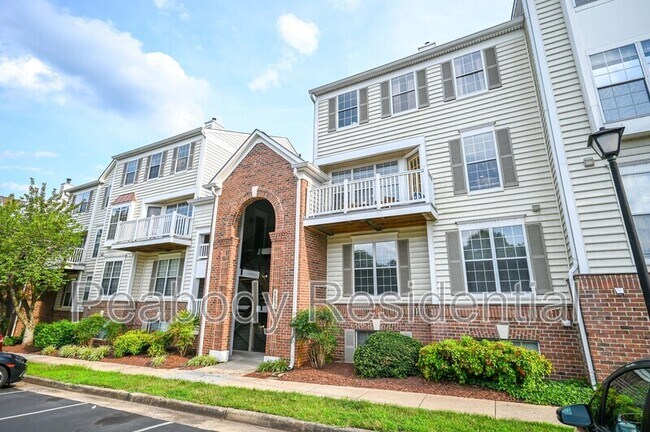 Foto del edificio - 46893 Eaton Terrace