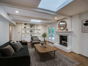 Building Photo - 6906 Currin Dr